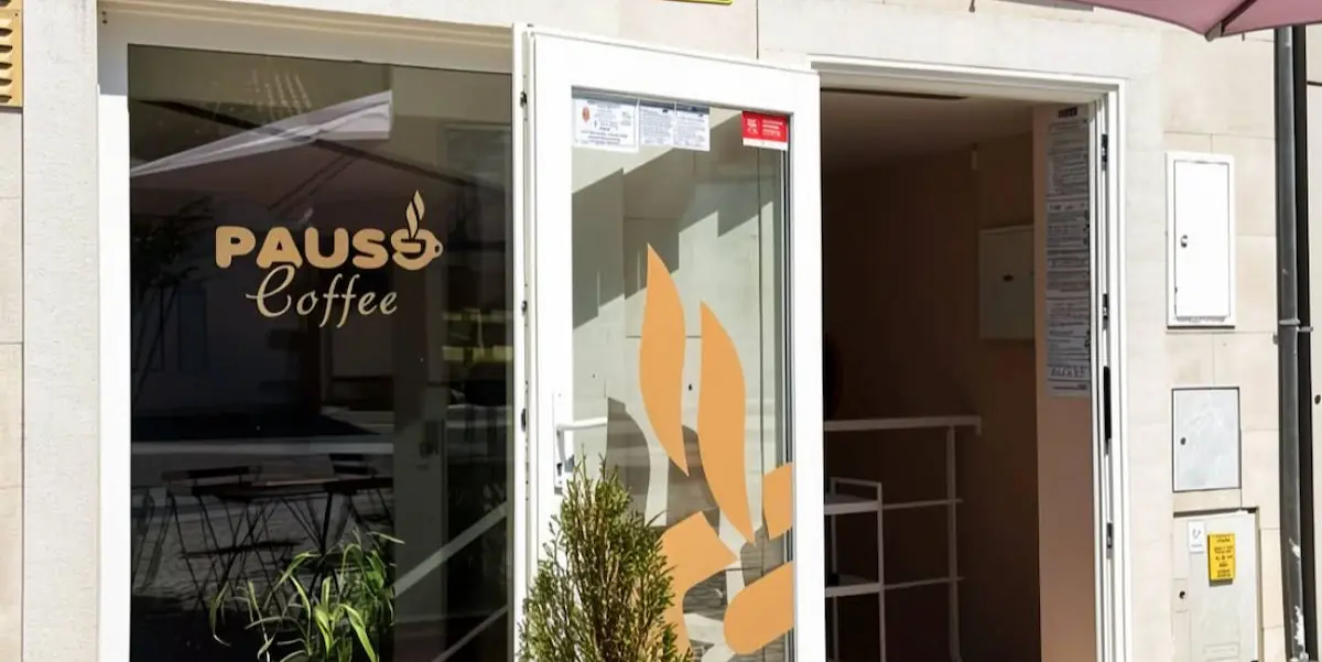 Pause Coffee — cover photo